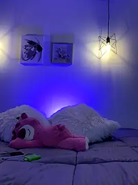 Candyyy 11 online show from 11.26.25