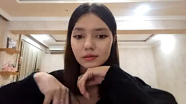 ImogeneMalinconico online show from 10.15.25