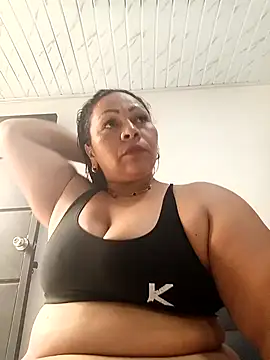 Dirty Candy online show from 11.05.25