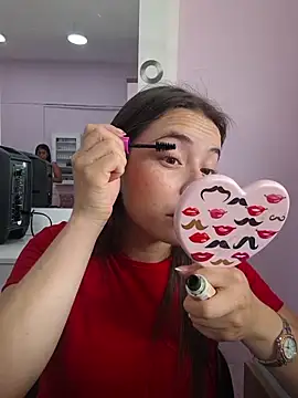 EmmaValencia  online show from 04.22.26