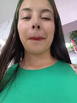 EmmaValencia  online show from 04.24.26