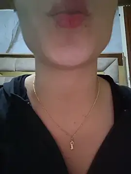 EmmaValencia  online show from 06.18.26