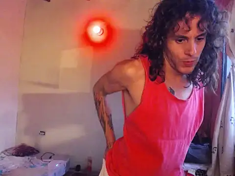 Snapshot of monroedelrey chatting on 10.19.25 monroedelrey online show from 10.19.25