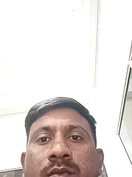 Snapshot of SlipperyRebound0 chatting on 11.07.25 SlipperyRebound0 online show from 11.07.25