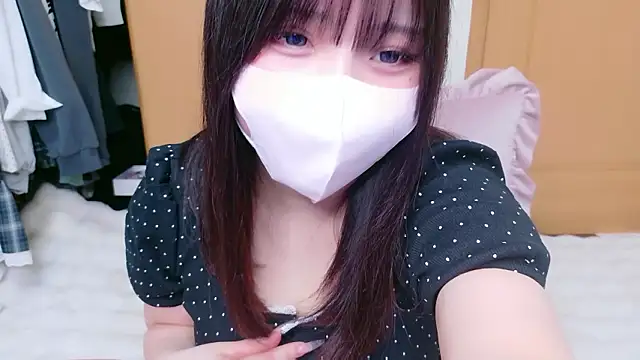 YUKINA 00 online show from 06.11.26