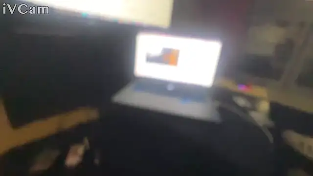 Snapshot of XxvanxX chatting on 11.16.25 XxvanxX online show from 11.16.25