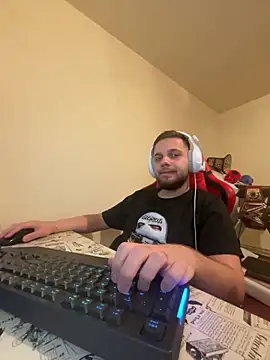 KingAdonisss online show from 10.30.25