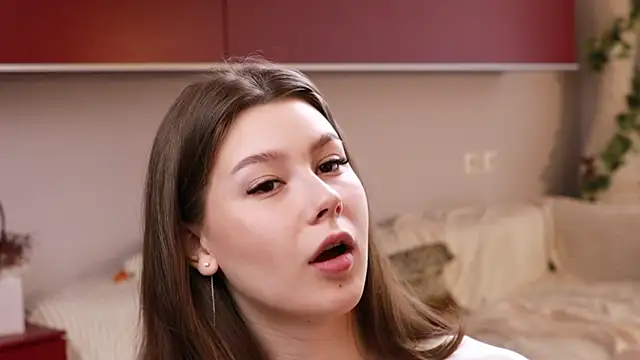 MondoNeko online show from 10.04.25