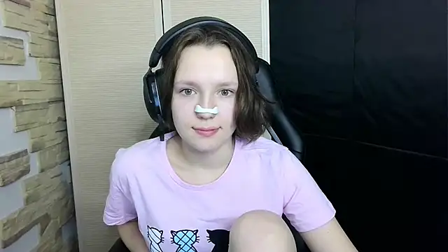 Diana-back online show from 11.13.25