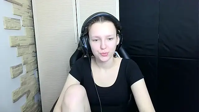 Diana-back online show from 11.19.25