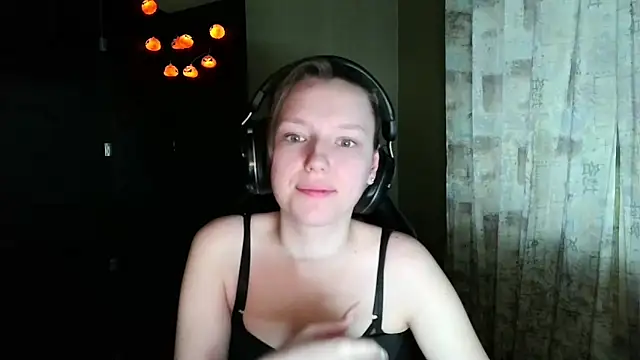 Diana-back online show from 12.19.25