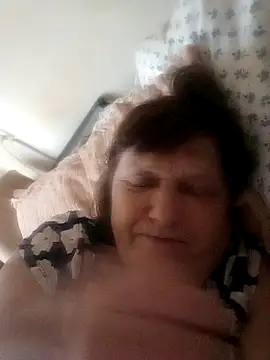 Apeesynka55211 online show from 10.16.25