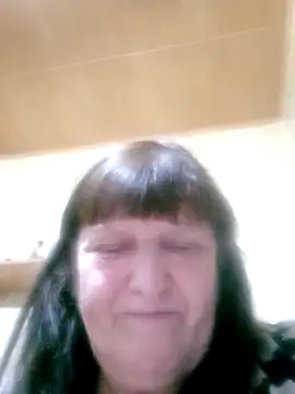 Apeesynka55211 online show from 10.17.25