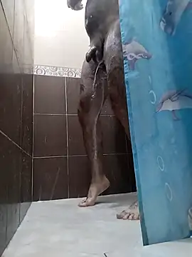 Snapshot of Valen_Squirt04 chatting on 04.05.26 Valen Squirt04 online show from 04.05.26