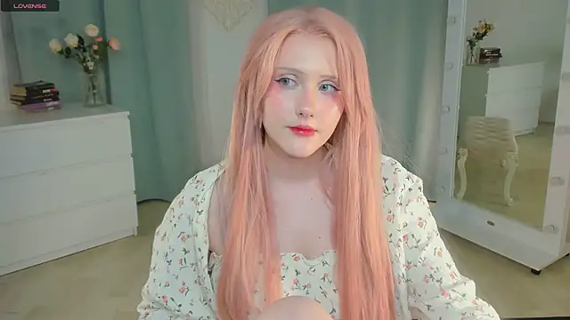 DelilahTaylor online show from 06.13.26