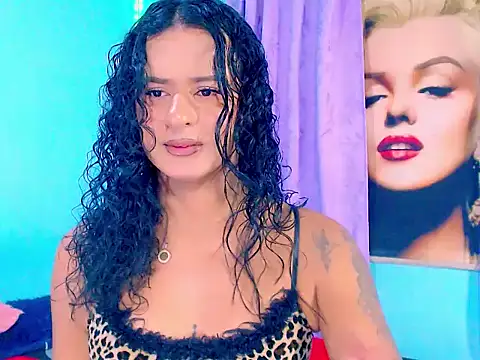 Snapshot of horny_val_ chatting on 03.05.26 horny val online show from 03.05.26