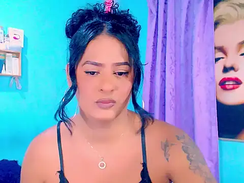 Snapshot of horny_val_ chatting on 03.08.26 horny val online show from 03.08.26