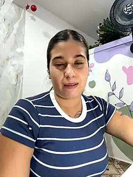 violeticafox online show from 12.18.25