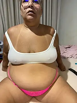 Snapshot of Livpoppe chatting on 03.07.26 Livpoppe online show from 03.07.26