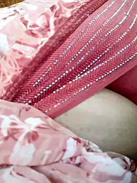 Snapshot of harinisree chatting on 10.30.25 harinisree online show from 10.30.25