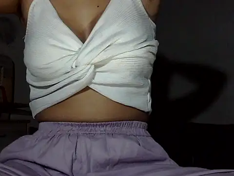 Snapshot of SEXY_DOLL88 chatting on 11.01.25 SEXY DOLL88 online show from 11.01.25