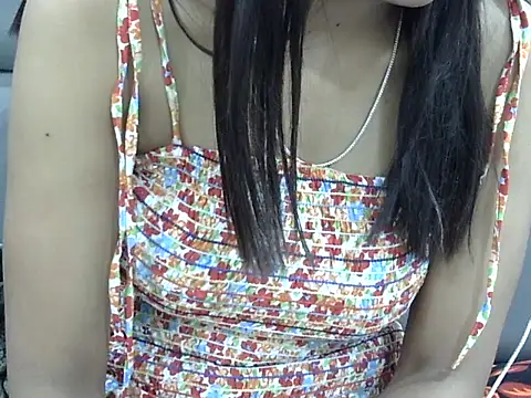 Snapshot of SEXY_DOLL88 chatting on 12.15.25 SEXY DOLL88 online show from 12.15.25