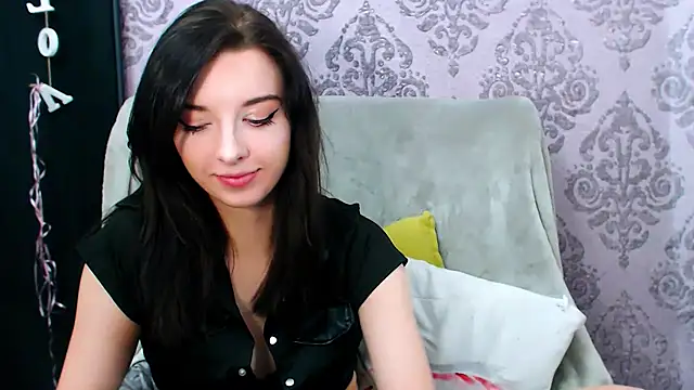 DominantLuna online show from 12.16.25