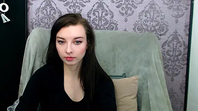 DominantLuna online show from 05.12.26