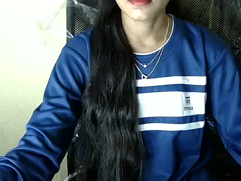 Snapshot of Shazi_1 chatting on 11.25.25 Shazi 1 online show from 11.25.25