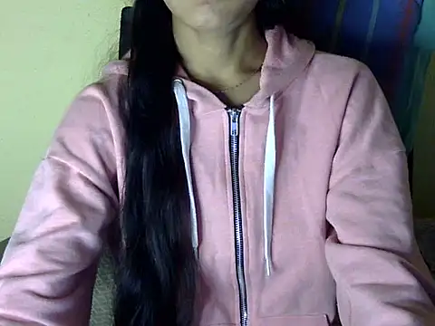 Snapshot of Shazi_1 chatting on 01.06.26 Shazi 1 online show from 01.06.26