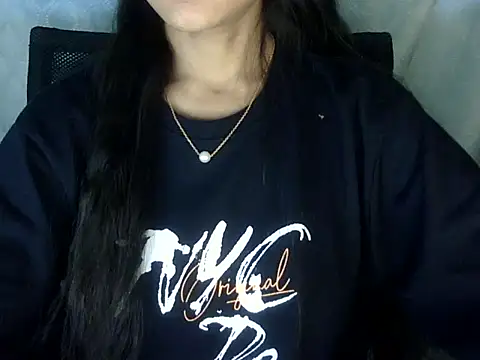 Snapshot of Shazi_1 chatting on 02.08.26 Shazi 1 online show from 02.08.26