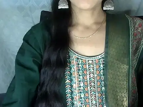 Snapshot of Shazi_1 chatting on 02.10.26 Shazi 1 online show from 02.10.26