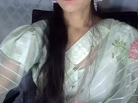 Snapshot of Shazi_1 chatting on 02.14.26 Shazi 1 online show from 02.14.26