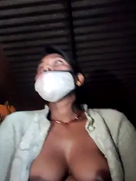 Snapshot of Katrina_kaif143 chatting on 12.14.25 Katrina kaif143 online show from 12.14.25