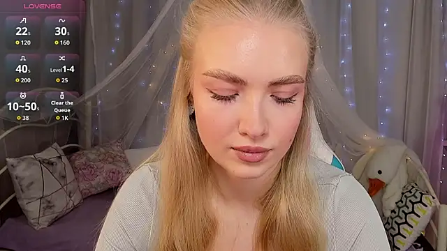 Snapshot of TessaGrays chatting on 01.14.26 TessaGrays online show from 01.14.26