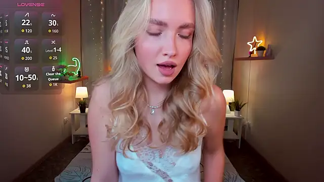 Snapshot of TessaGrays chatting on 01.15.26 TessaGrays online show from 01.15.26