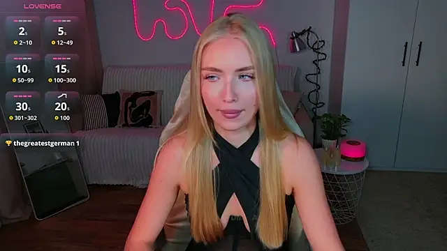 TessaGrays online show from 05.30.26
