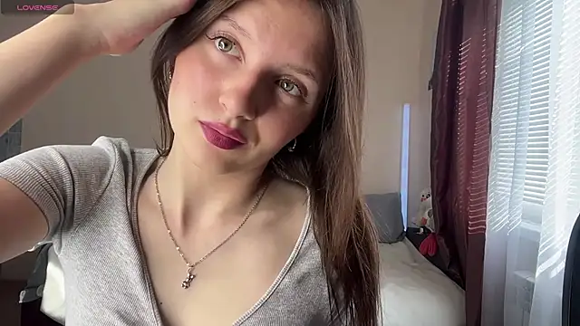 JanellHousen online show from 07.11.26