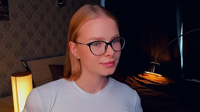 LibbyVenzeio online show from 10.10.25