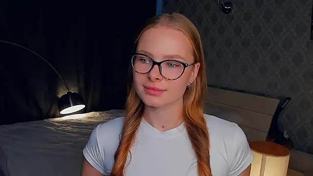 LibbyVenzeio online show from 10.18.25