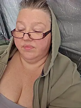 Snapshot of Budd_Bunney chatting on 12.17.25 Budd Bunney online show from 12.17.25