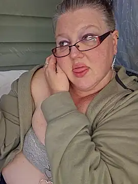 Snapshot of Budd_Bunney chatting on 01.12.26 Budd Bunney online show from 01.12.26