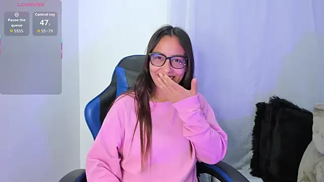 aleaa x online show from 10.22.25