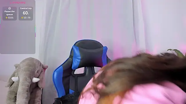 aleaa x online show from 11.30.25