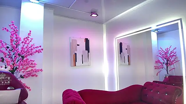 Snapshot of Gabriela_milani chatting on 11.11.25 Gabriela milani online show from 11.11.25