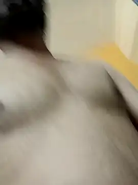 Snapshot of puneriboy32 chatting on 10.03.25 puneriboy32 online show from 10.03.25