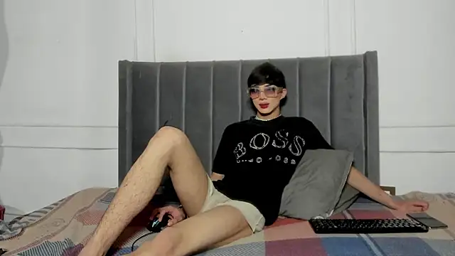 luxuryheaven 8 online show from 03.15.26