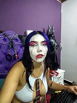 Snapshot of Sophie-dbs chatting on 10.26.25 Sophie-dbs online show from 10.26.25