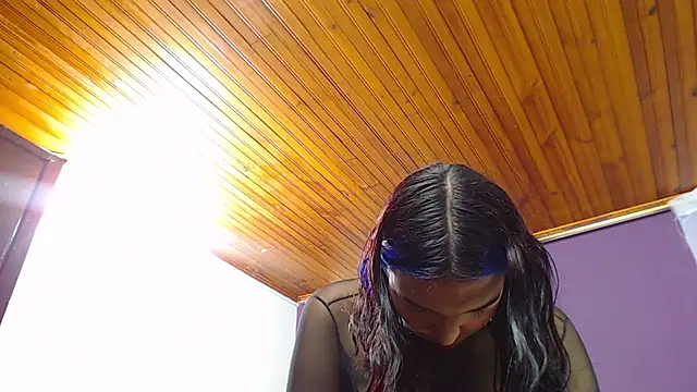 Snapshot of Sophie-dbs chatting on 11.21.25 Sophie-dbs online show from 11.21.25