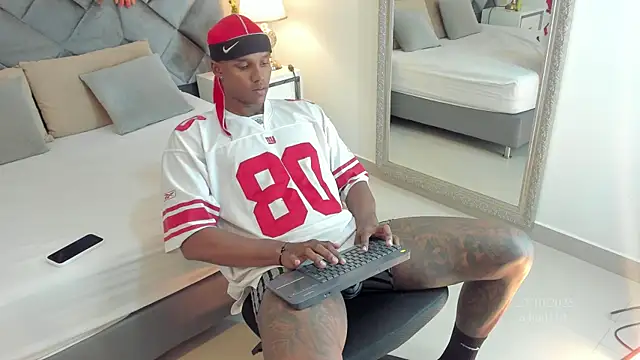 jax black online show from 10.23.25